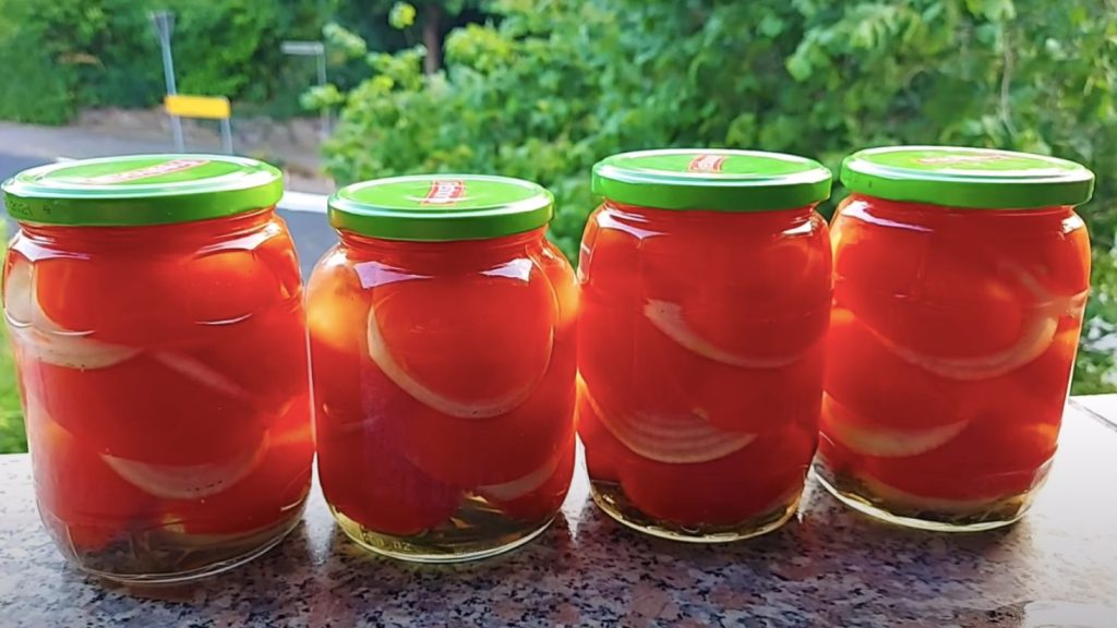 помідори половинками на зиму