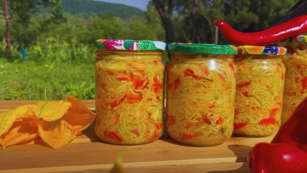Кабачкова заготівля на зиму простий рецепт