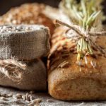 домашній хліб на картопляному пюре