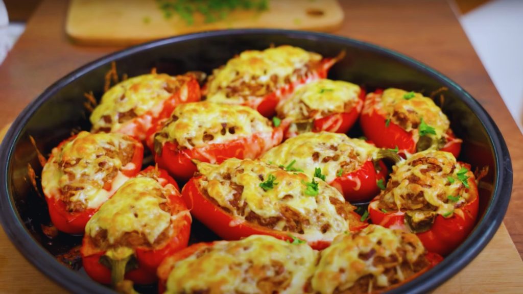 фаршировані перці по-новому в духовці