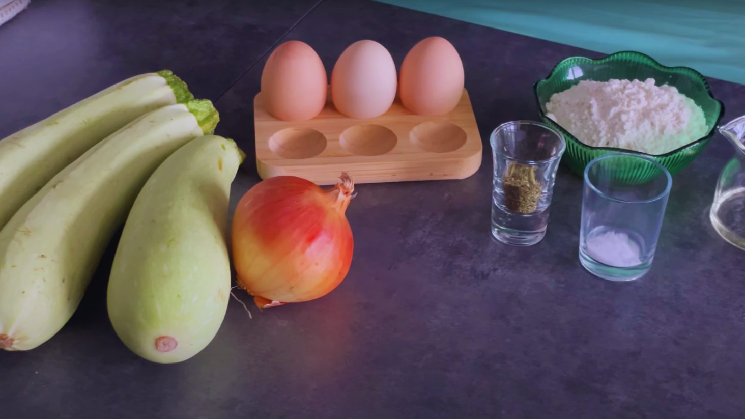 смачний кабачковий торт