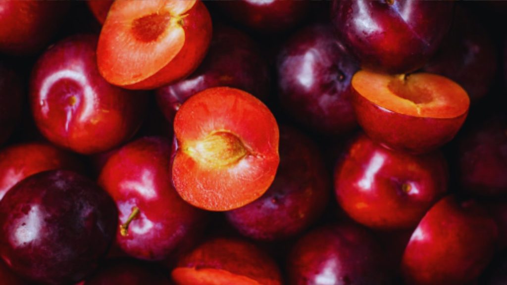 чим корсині сливи