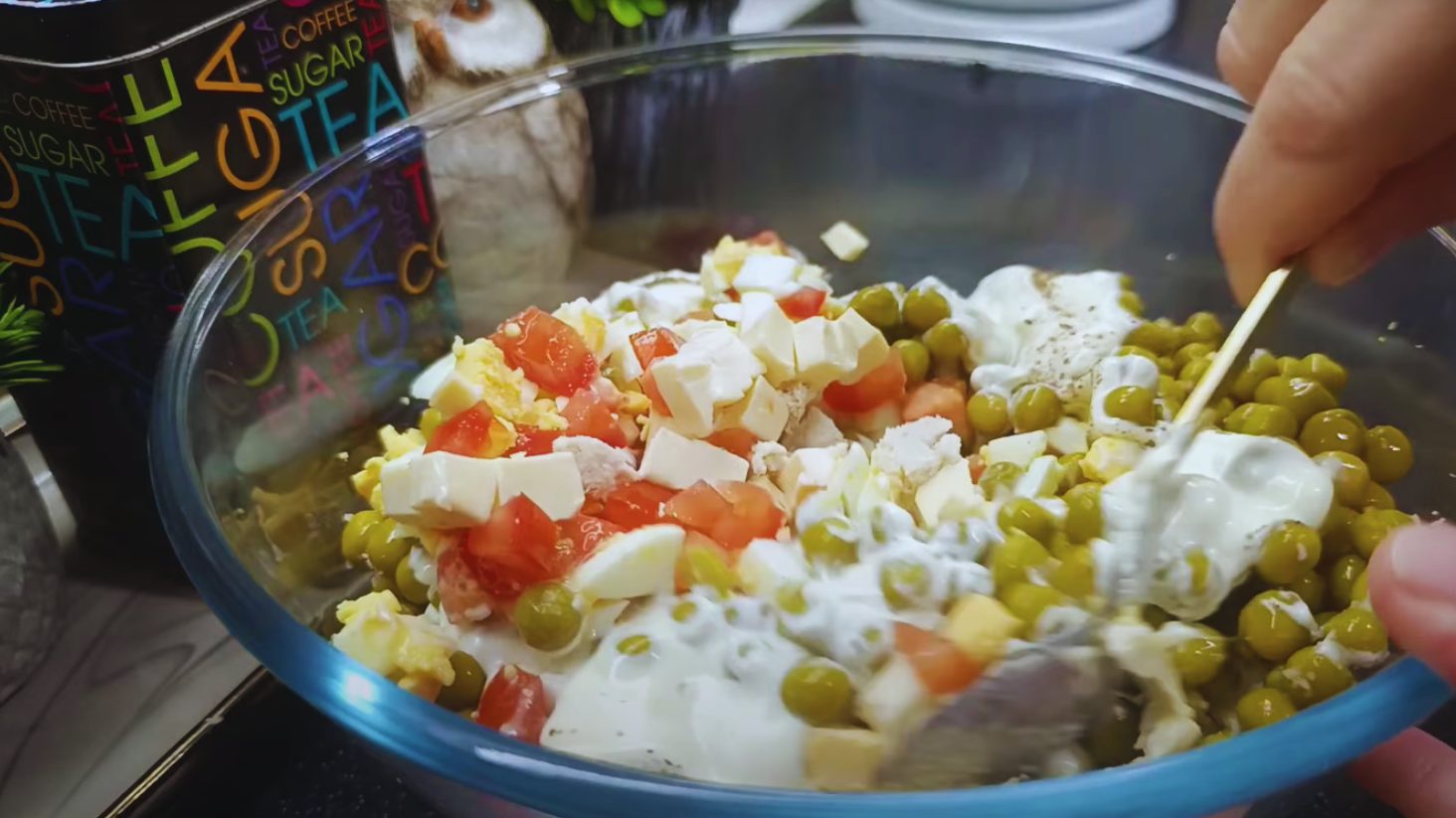 смачний салат з куркою