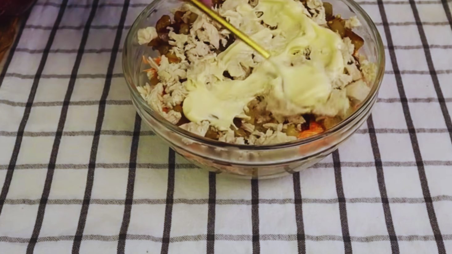 рецепту салат з куркою та баклажанами