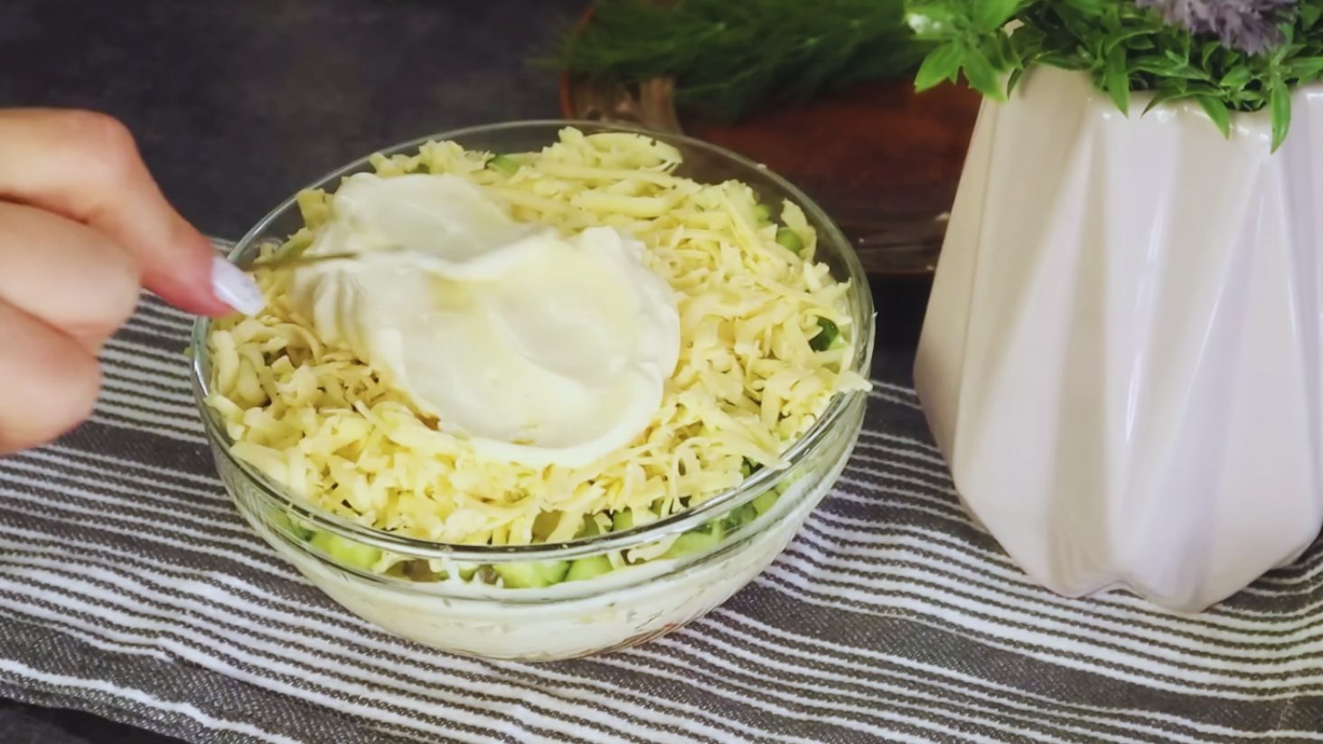 салат з куркою та майонезом