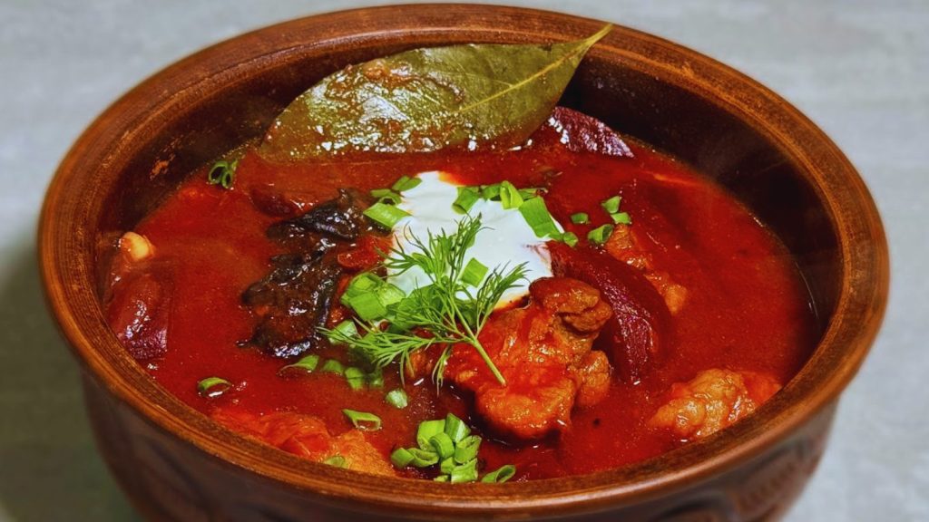 українська шпундра зі свинини та буряка