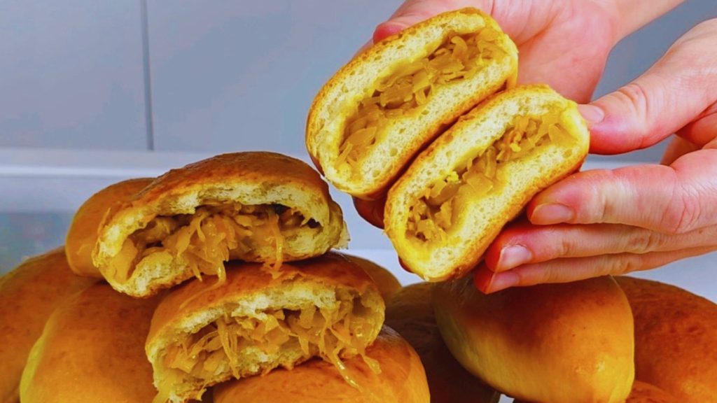 рецепт пиріжків з капустою