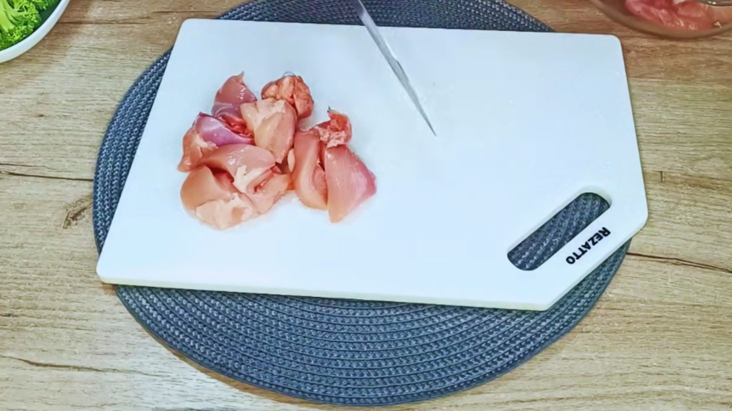 курка з овочами на вечерю